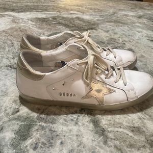 GOLDEN GOOSE superstar SIZE 39